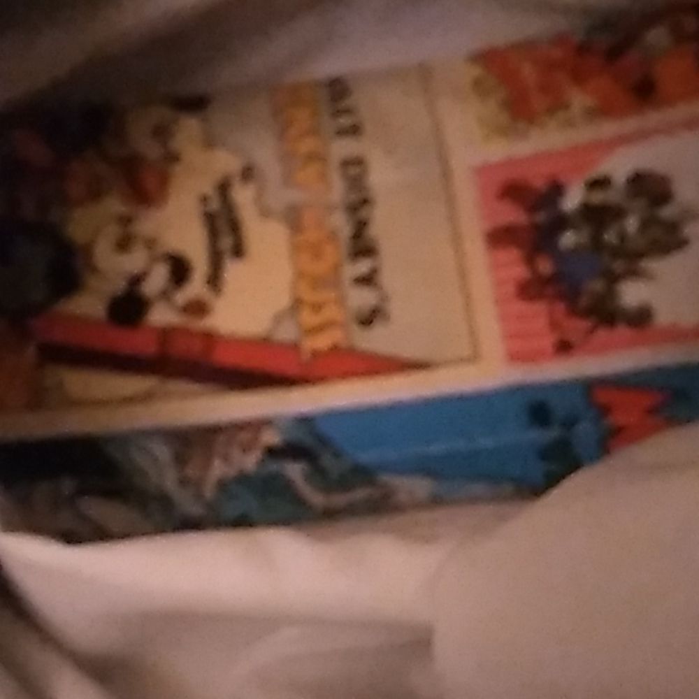 Disney Handbag - Picture 7 of 10